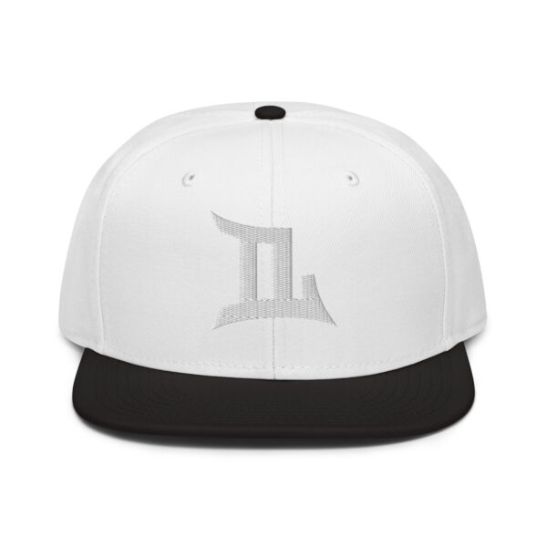Ike Larsen's Iconic Snapback! - Image 6
