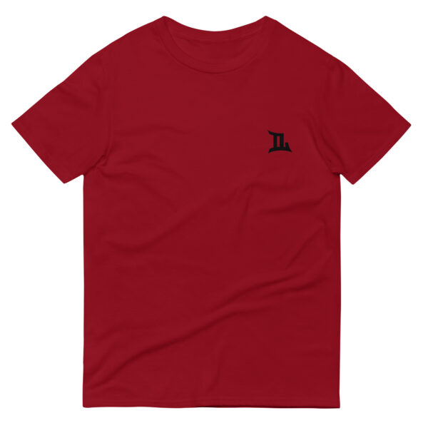 Ike's Iconic T-Shirt - Image 11